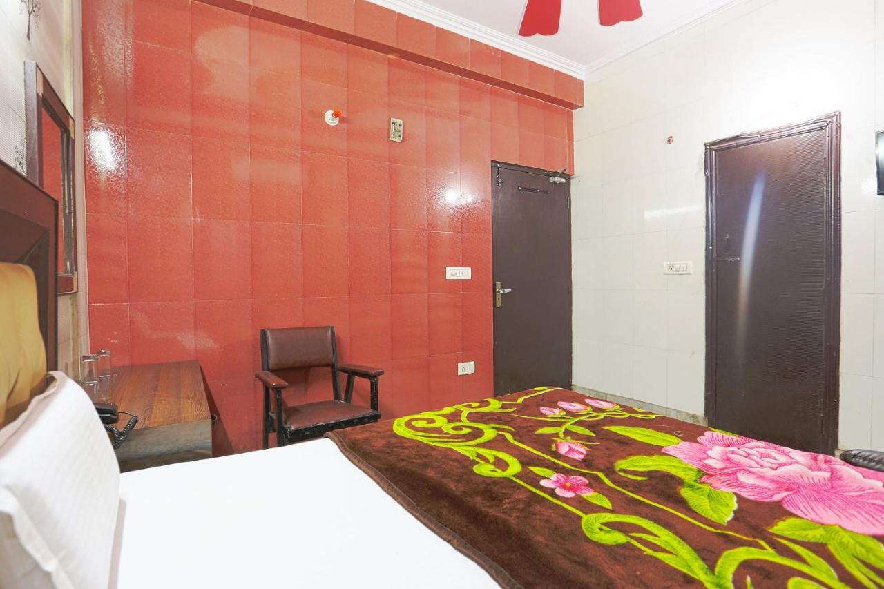 Spot On 43436 Hotel Mannat Spot Moradabad Exterior foto