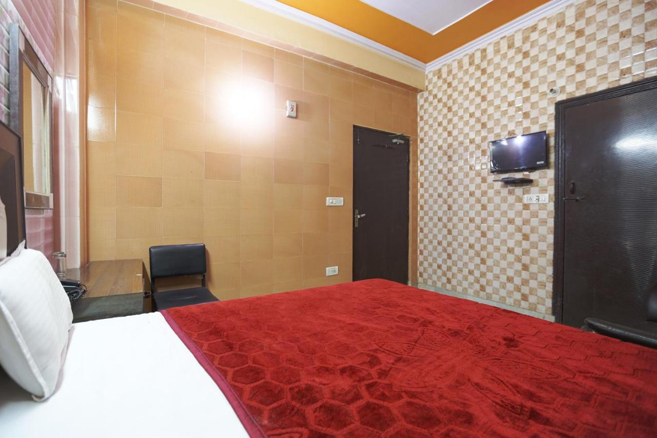 Spot On 43436 Hotel Mannat Spot Moradabad Exterior foto